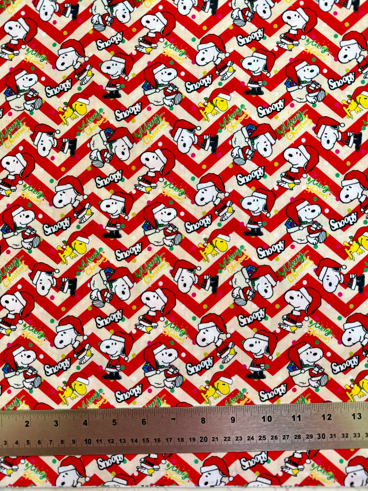 Snoopy Peanuts Woodstock 1980s character dog Christmas Polycotton Fabric - Half Yard (18” x 55”)