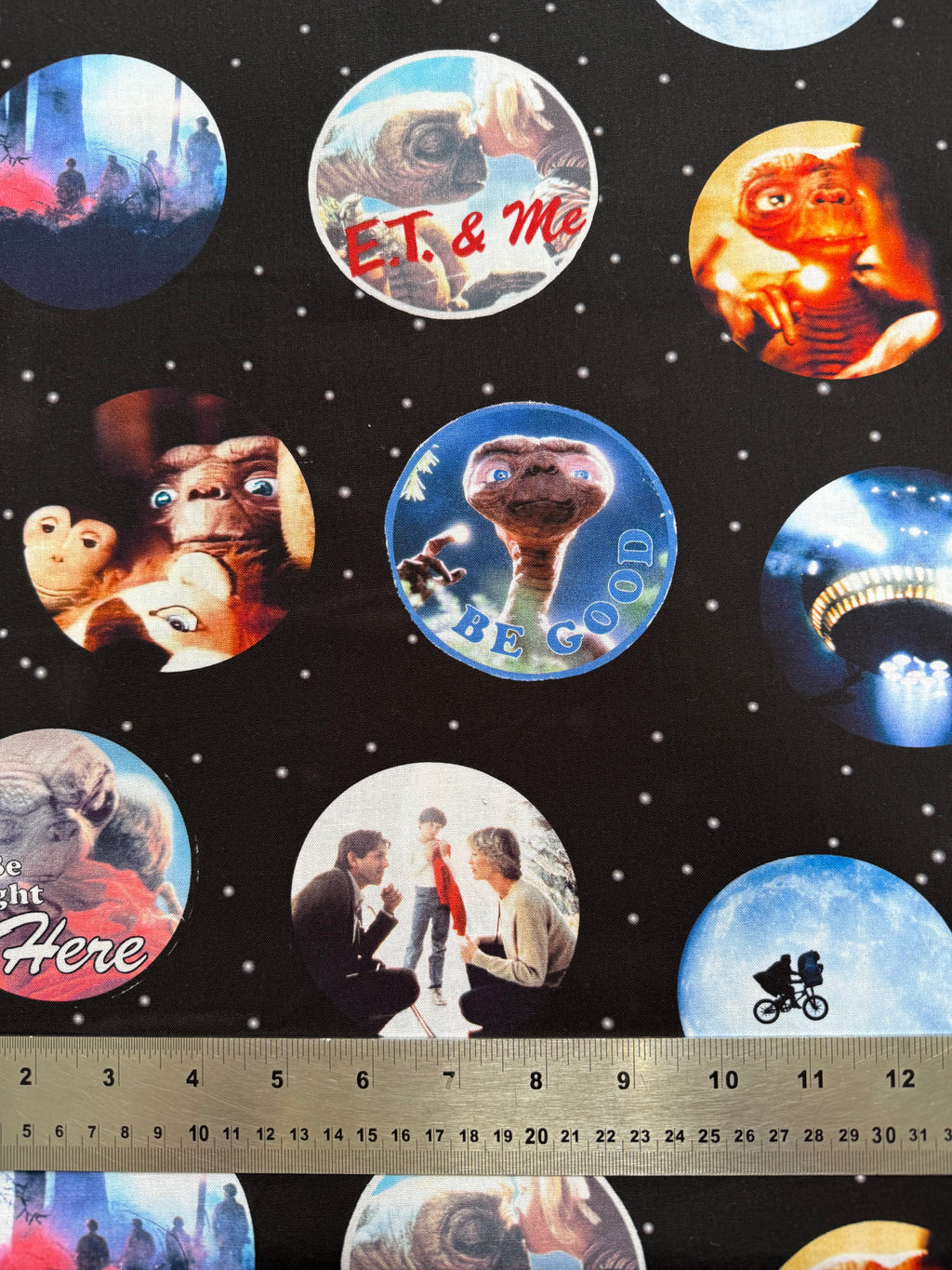 ET Alien Cotton Fabric - Half Yard (18” x 55”)