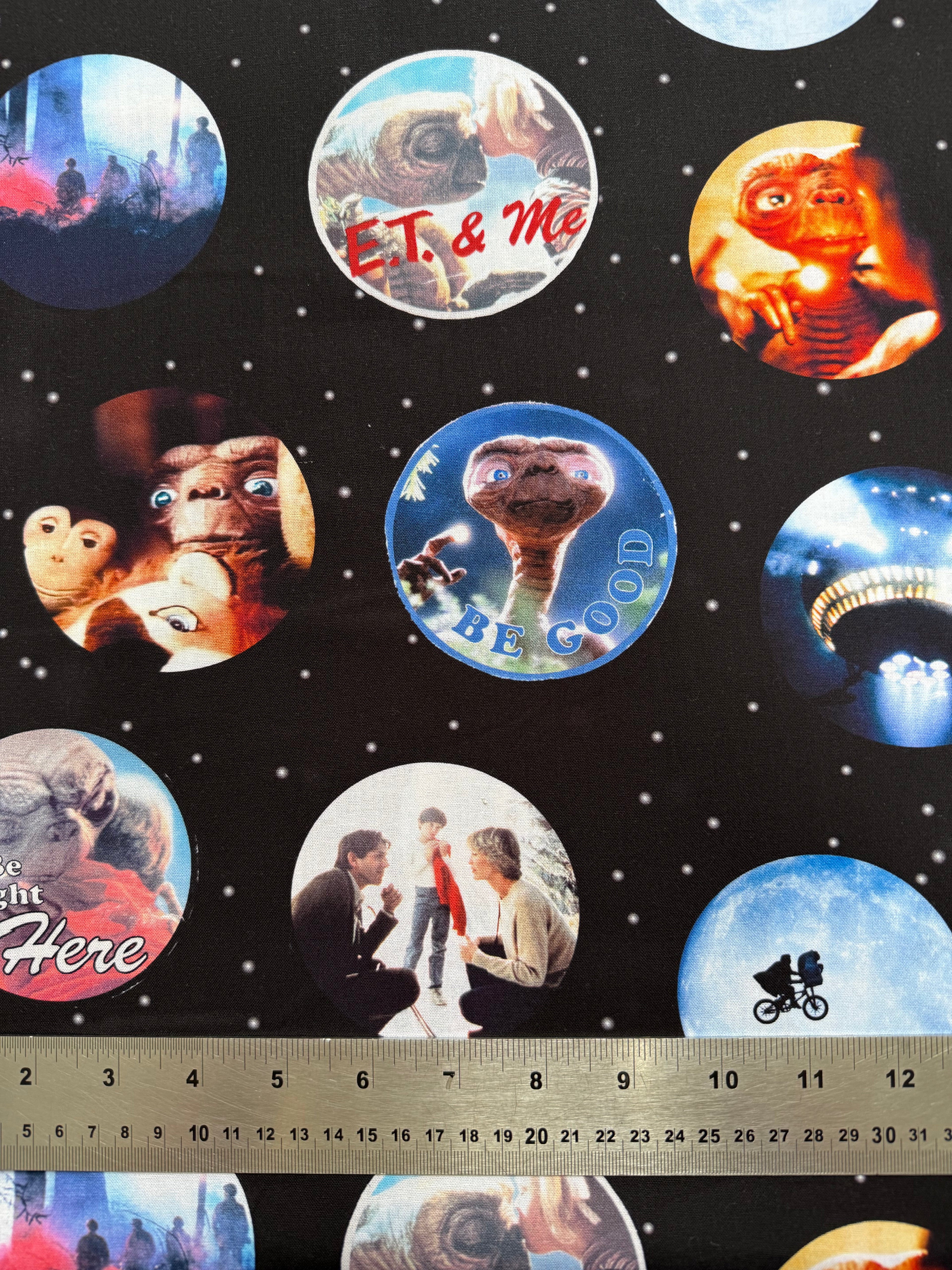 ET Alien Cotton Fabric - Half Yard (18” x 55”)