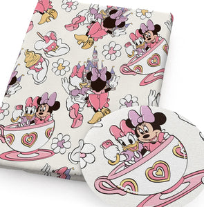 Minnie and Daisy Disneyland polyCotton Fabric Half Yard (18” x 55”)